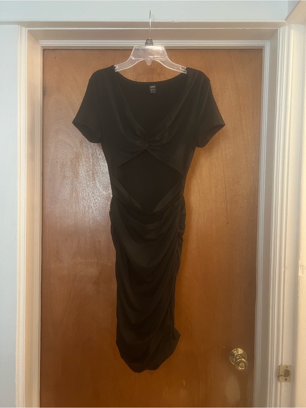 SHEIN Women’s Black Short Sleeve Twist Front Cutout Ruched Dress